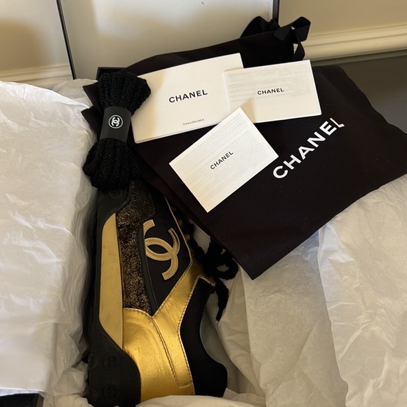 Chanel gold and black sneakers worn couple of times size 42 with box - Picture 7 of 10